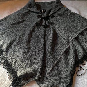 Black and White Ruana